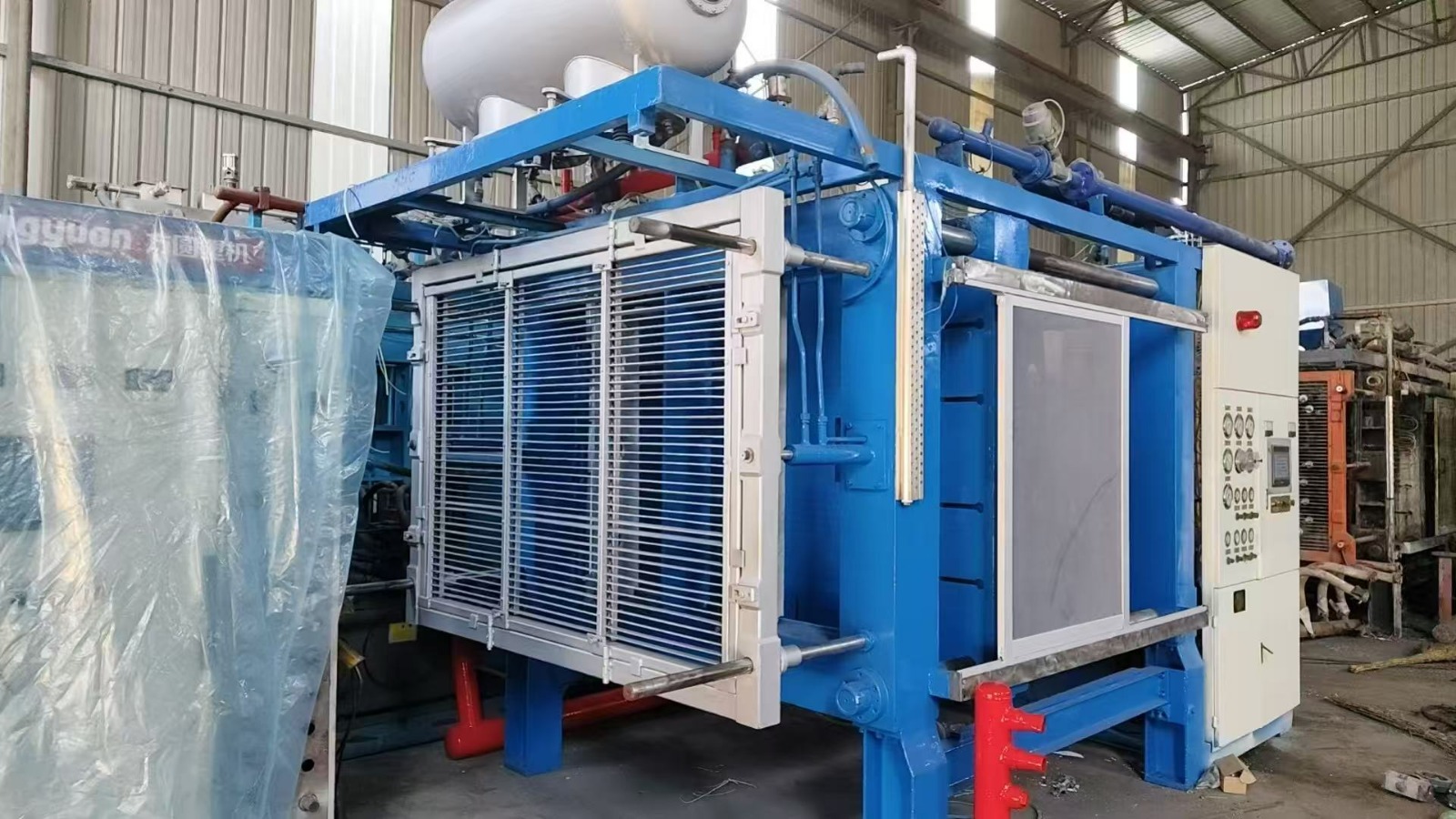 EPS Molding Machine